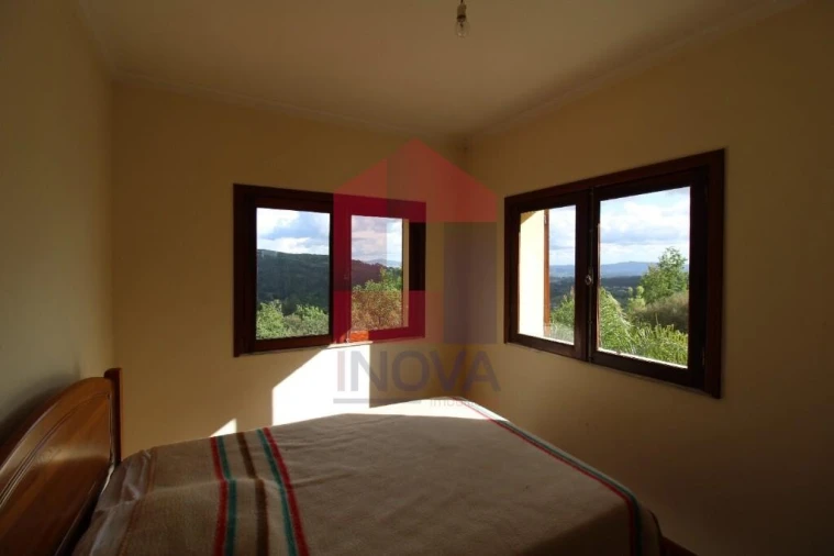 Moradia T4 para Venda em Ribeira do Neiva Foto 28