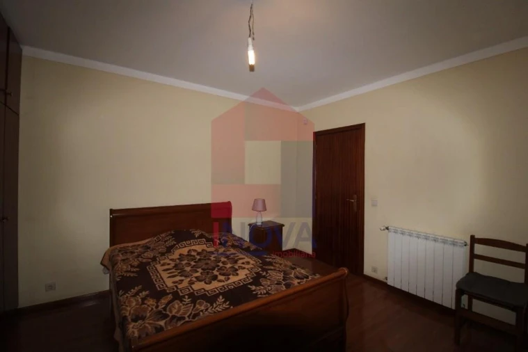 Moradia T4 para Venda em Ribeira do Neiva Foto 19