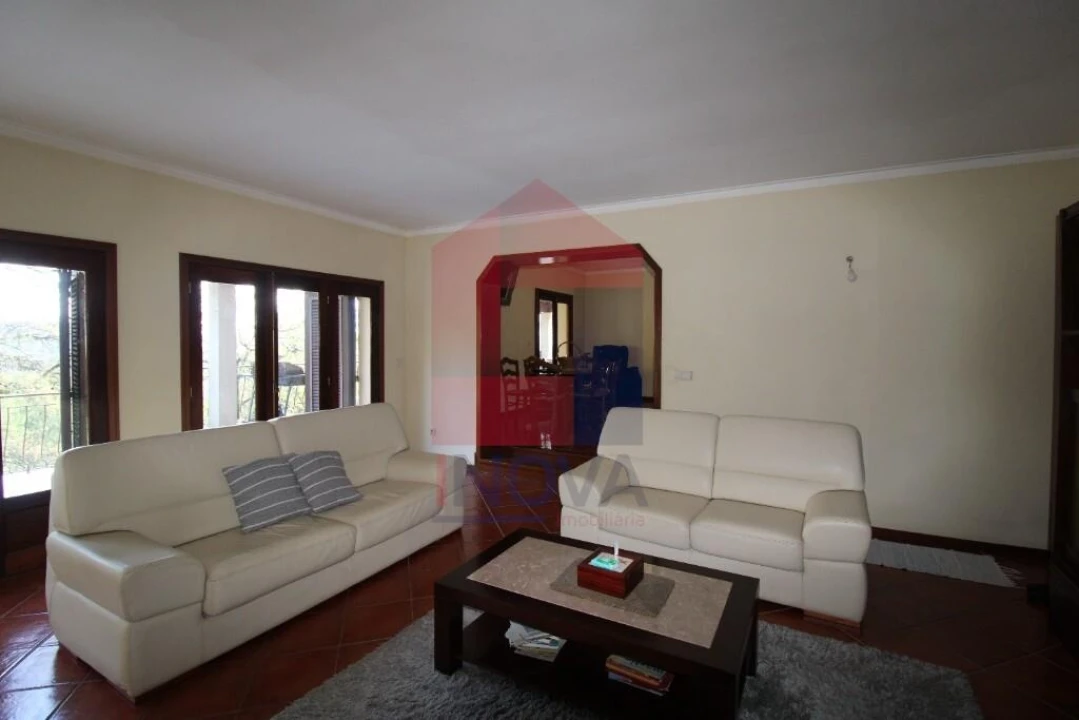 Moradia T4 para Venda em Ribeira do Neiva Foto 12