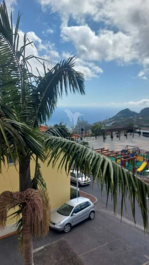 Apartamento T3 para Venda em Estreito de Camara de Lobos