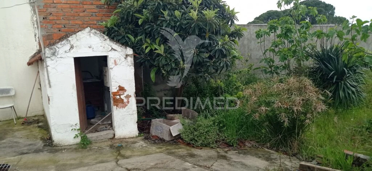 Moradia T2 para Venda em Couço Foto 17