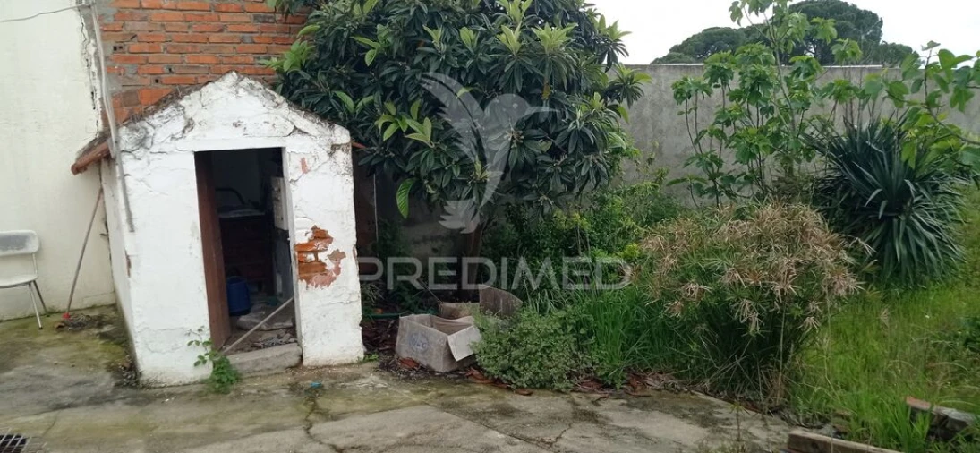 Moradia T2 para Venda em Couço Foto 17