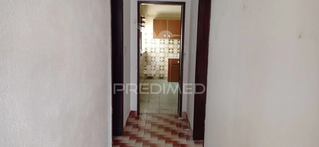 Moradia T2 para Venda em Couço Foto 6