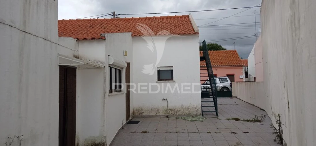 Moradia T2 para Venda em Couço Foto 15