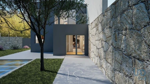 Moradia T3 para Venda em Mazarefes e Vila Fria
