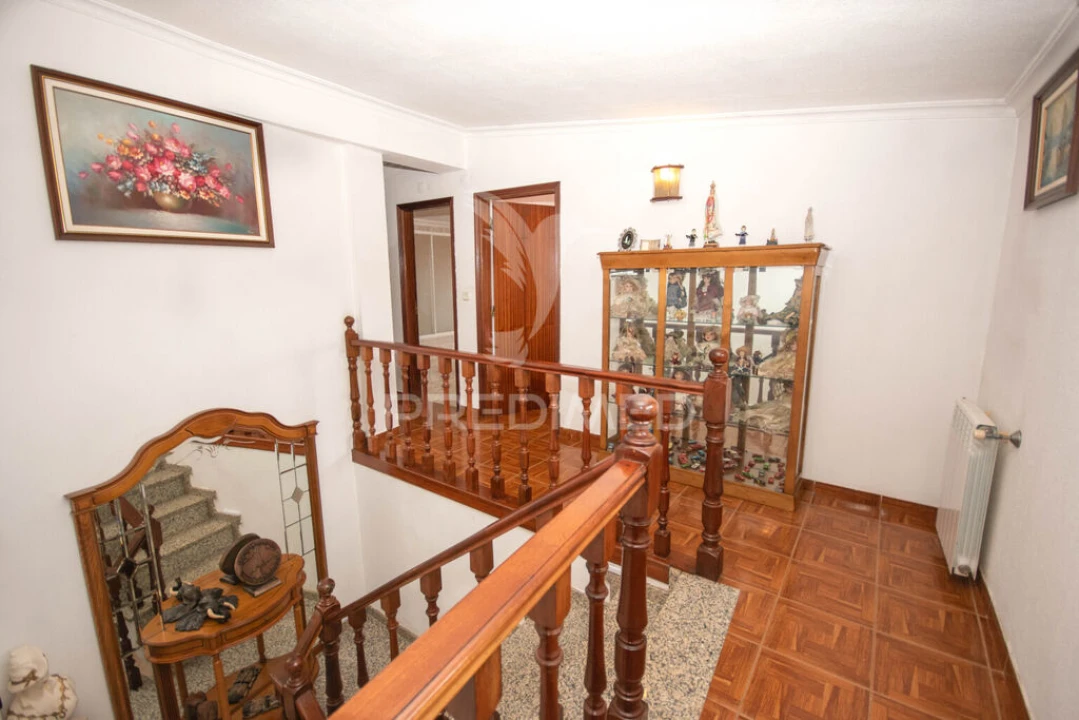 Moradia T3 para Venda em Lajeosa do Mondego Foto 19