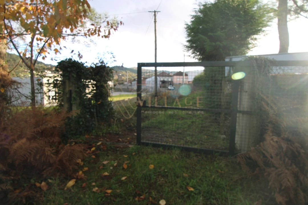 Terreno para Venda em Cornes Foto 12