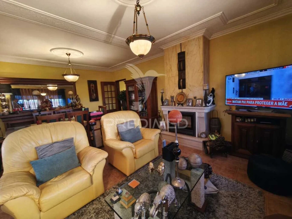 Apartamento T3 para Venda em Vagos e Santo António Foto 3