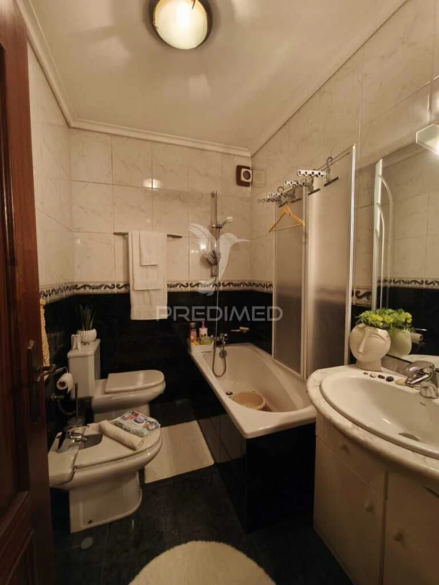 Apartamento T3 para Venda em Vagos e Santo António Foto 13