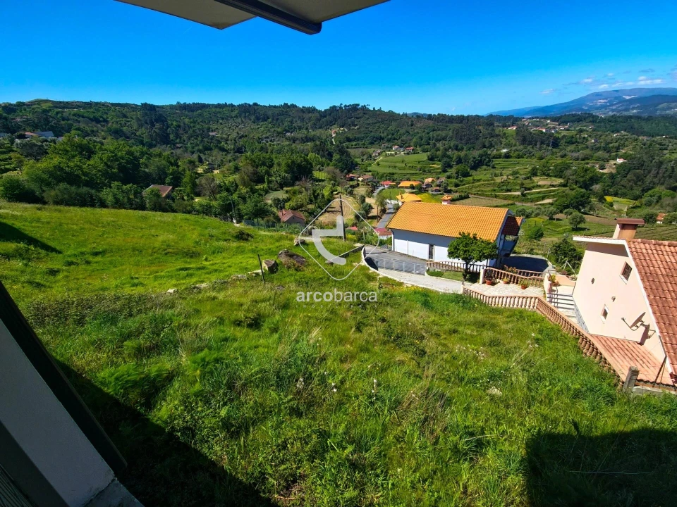 Moradia T3 para Venda em Bravães Foto 11