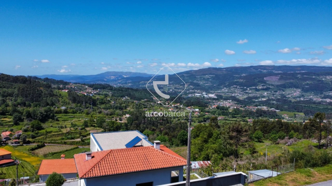 Moradia T3 para Venda em Bravães Foto 22