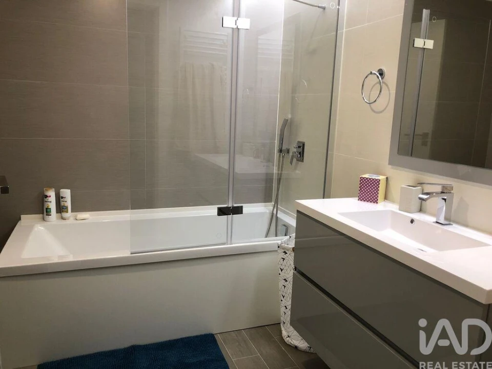 Apartamento T3 para Venda em Oeiras e São Julião da Barra, Paço de Arcos e Caxias Foto 17