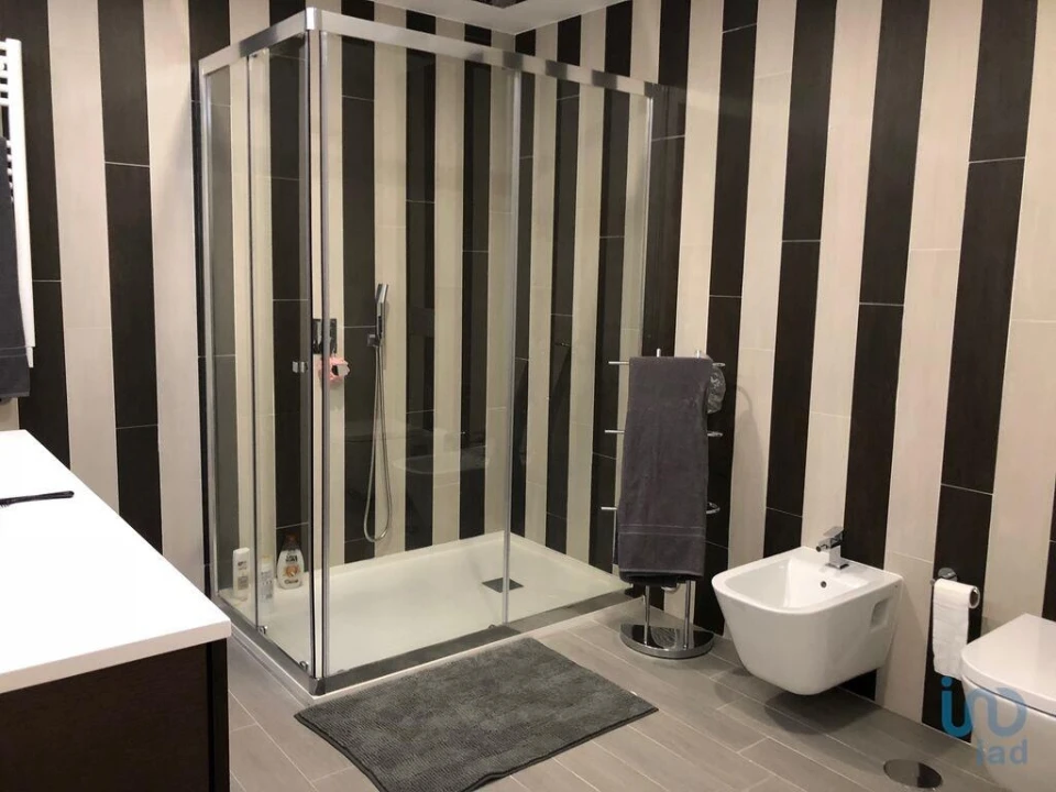 Apartamento T3 para Venda em Oeiras e São Julião da Barra, Paço de Arcos e Caxias Foto 8