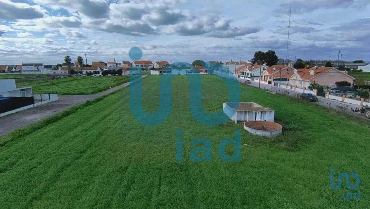 Terreno para Venda em Atalaia e Alto Estanqueiro-Jardia Foto 1