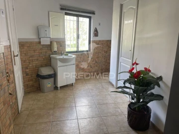 Moradia T2 para Venda em Ferreira do Alentejo e Canhestros