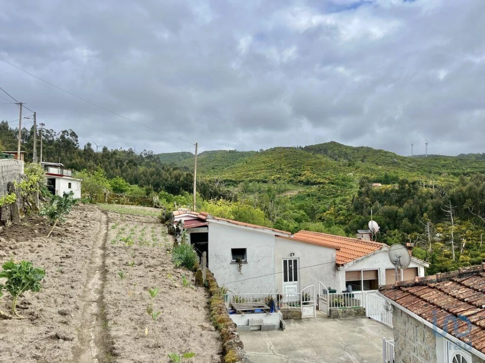 Moradia T2 para Venda em Cambra e Carvalhal de Vermilhas Foto 4
