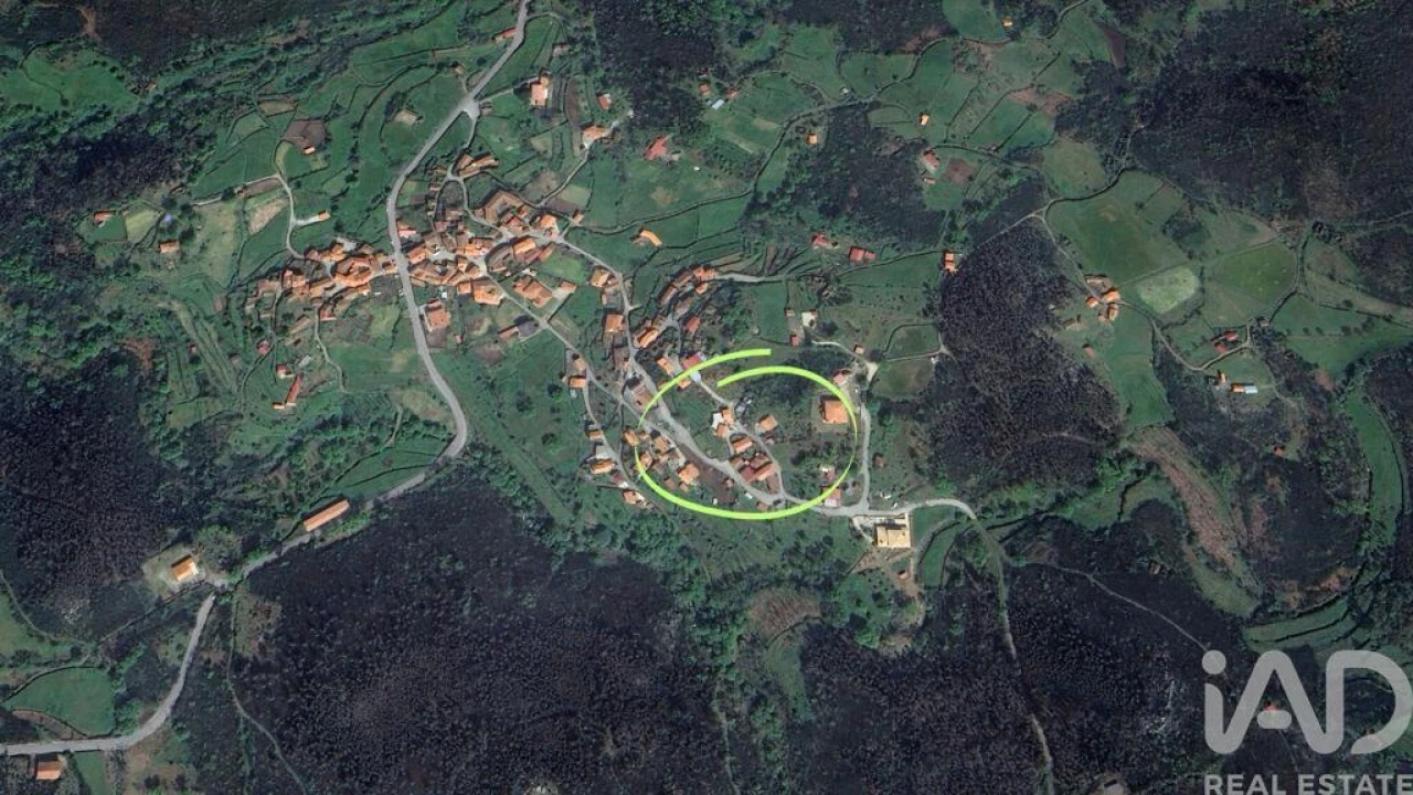 Moradia T2 para Venda em Cambra e Carvalhal de Vermilhas Foto 24