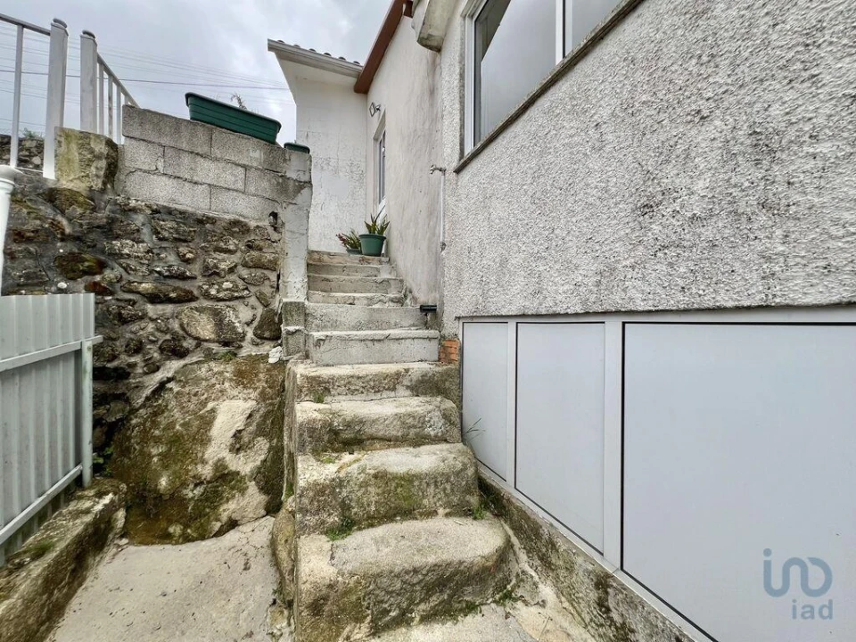 Moradia T2 para Venda em Cambra e Carvalhal de Vermilhas Foto 11