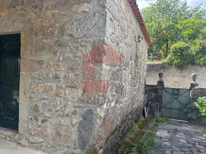 Moradia T4 para Venda em Lago Foto 50