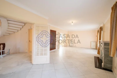 Moradia T5 para Venda em Aldoar, Foz do Douro e Nevogilde