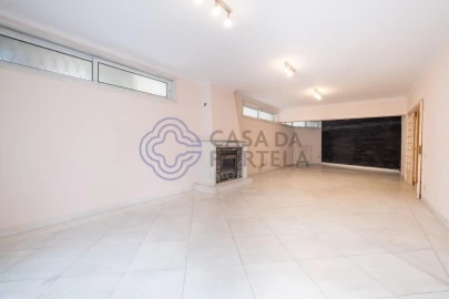 Moradia T5 para Venda em Aldoar, Foz do Douro e Nevogilde