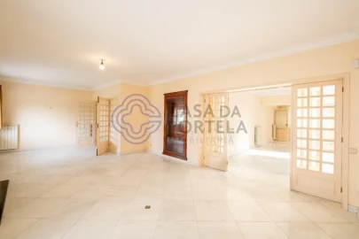 Moradia T5 para Venda em Aldoar, Foz do Douro e Nevogilde