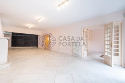 Moradia T5 para Venda em Aldoar, Foz do Douro e Nevogilde