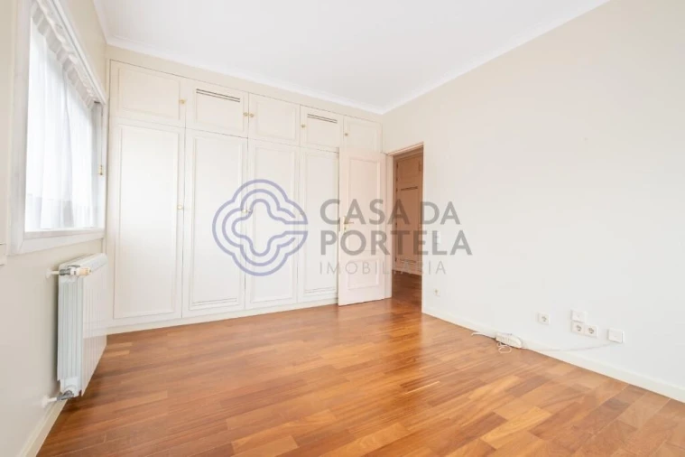 Moradia T5 para Venda em Aldoar, Foz do Douro e Nevogilde Foto 28