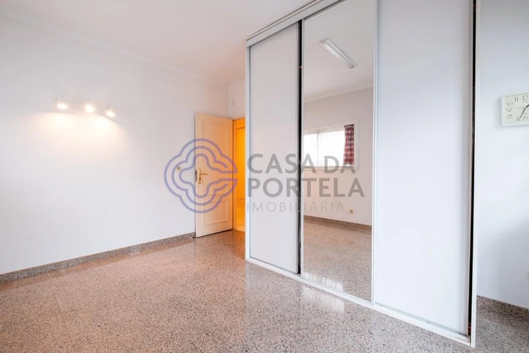 Moradia T5 para Venda em Aldoar, Foz do Douro e Nevogilde Foto 42