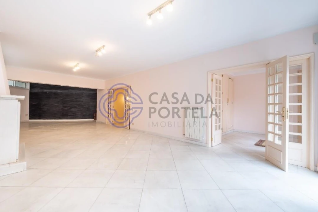 Moradia T5 para Venda em Aldoar, Foz do Douro e Nevogilde Foto 38