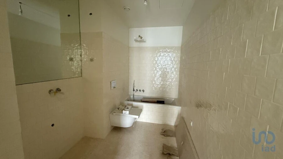 Apartamento T2 para Venda em Arroios Foto 7