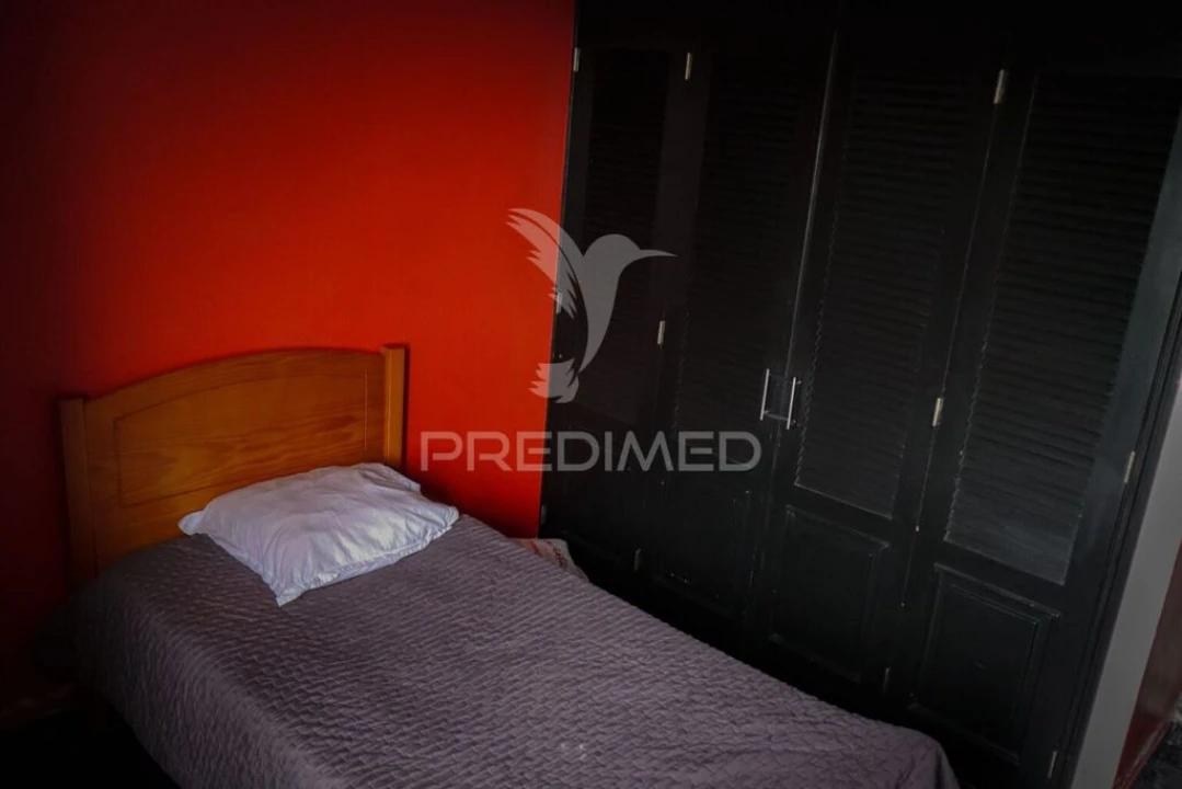 Moradia T5 para Venda em Madalena Foto 16