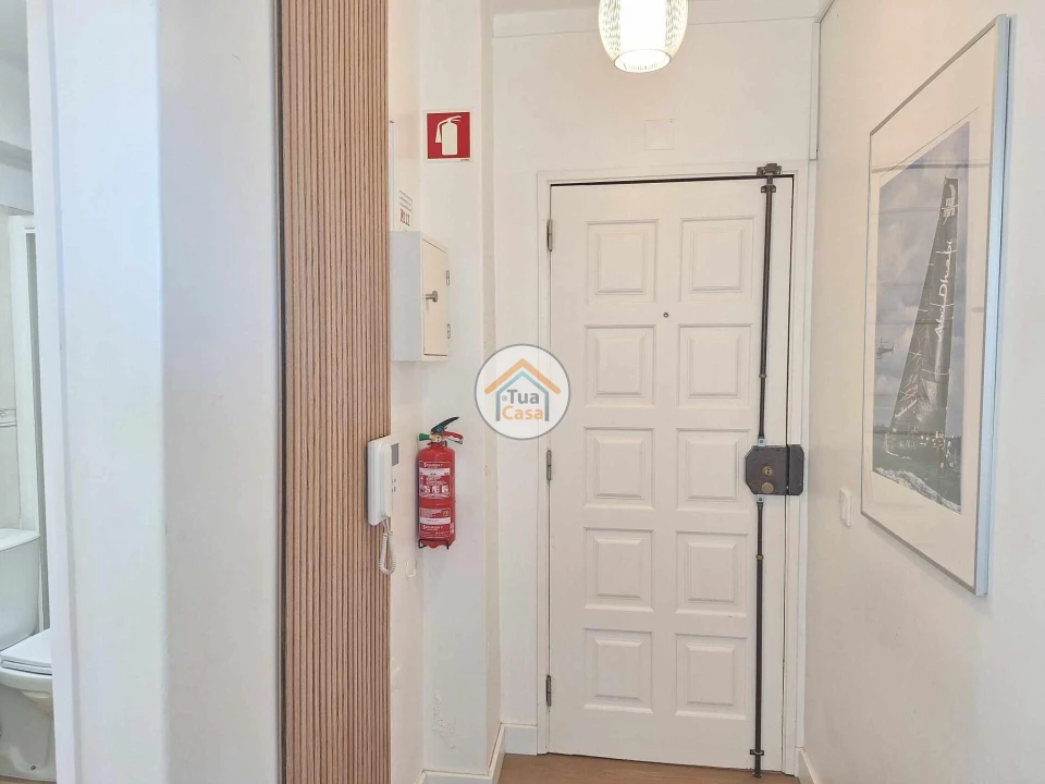 Apartamento T1 para Arrendamento em Quarteira Foto 7