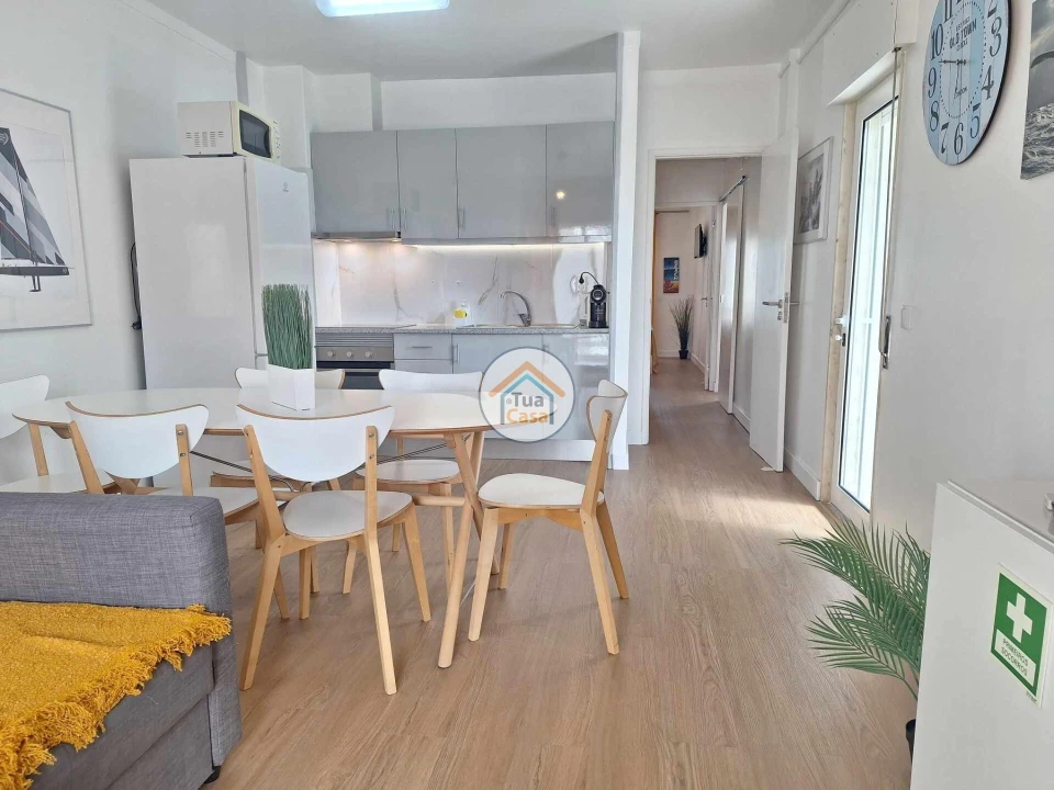 Apartamento T1 para Arrendamento em Quarteira Foto 6