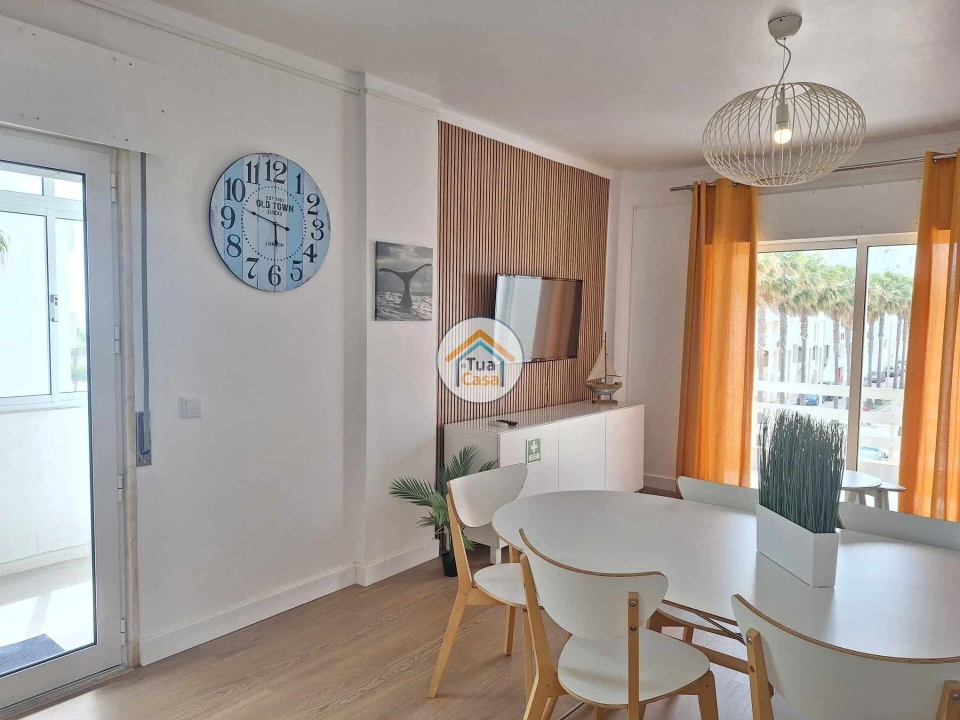 Apartamento T1 para Arrendamento em Quarteira Foto 5