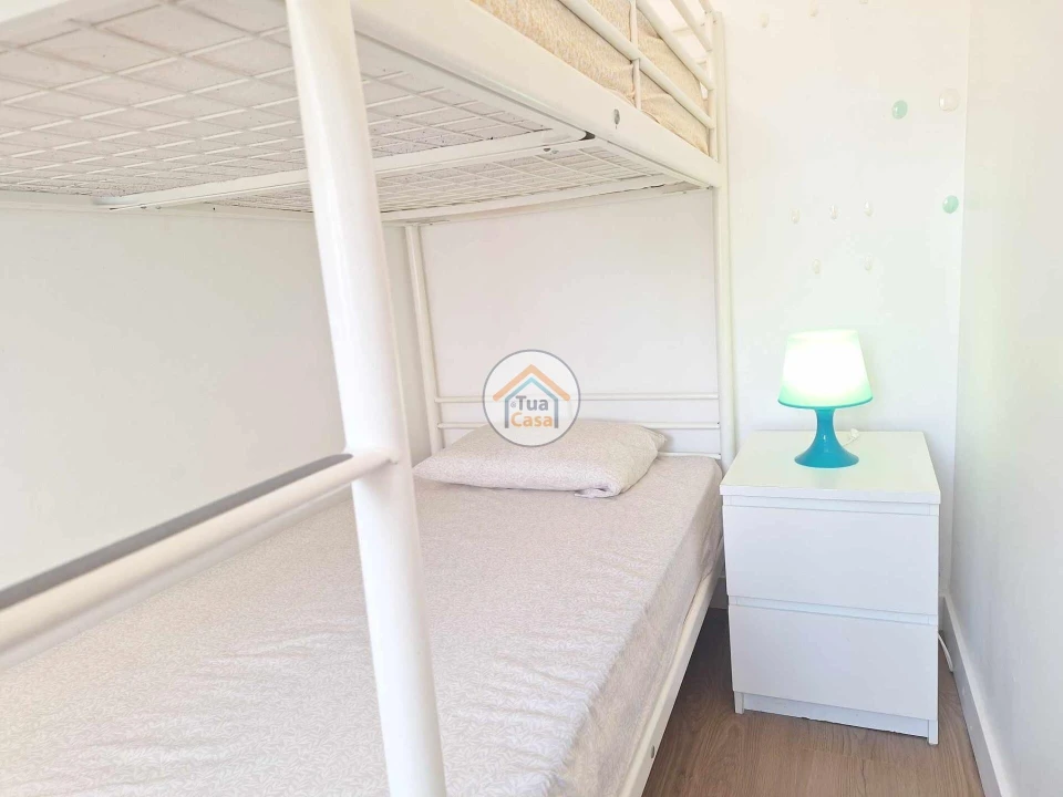 Apartamento T1 para Arrendamento em Quarteira Foto 14