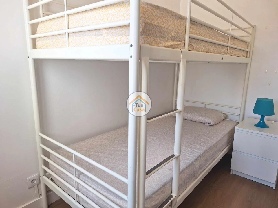 Apartamento T1 para Arrendamento em Quarteira Foto 13