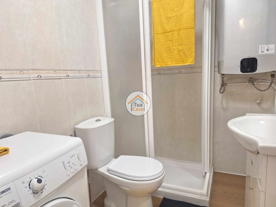 Apartamento T1 para Arrendamento em Quarteira Foto 15