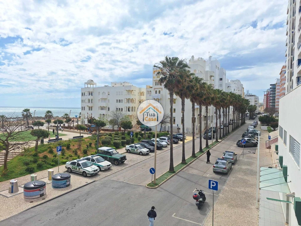 Apartamento T1 para Arrendamento em Quarteira Foto 18