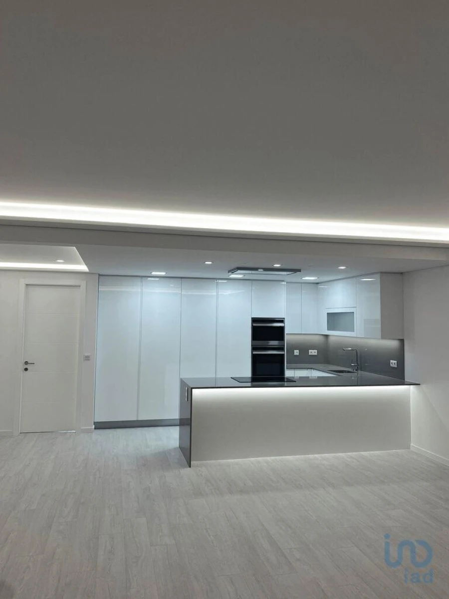 Apartamento T2 para Venda em Ericeira Foto 8