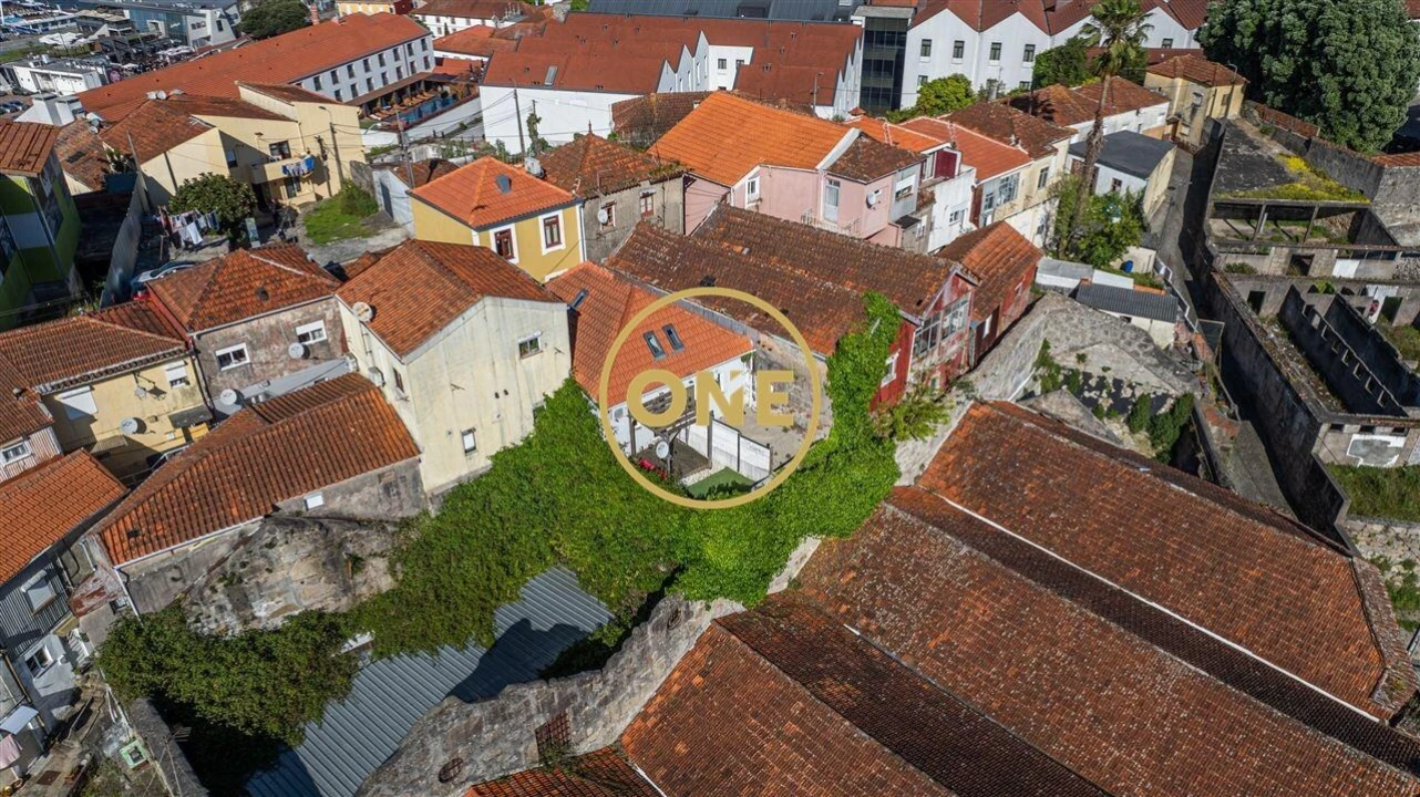 Moradia T1 para Venda em Santa Marinha e São Pedro da Afurada Foto 18
