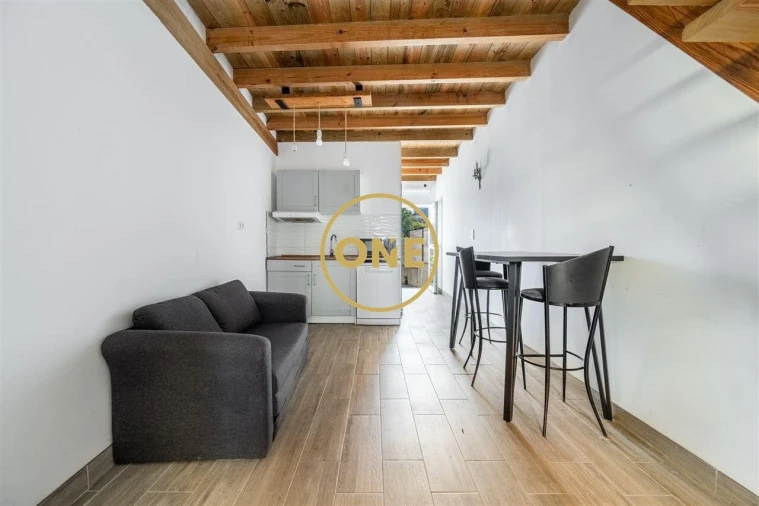 Moradia T1 para Venda em Santa Marinha e São Pedro da Afurada Foto 6