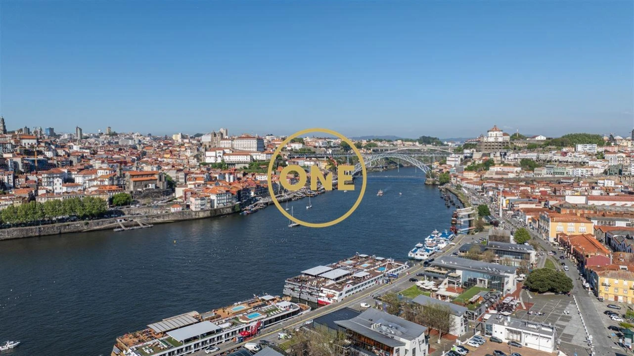 Moradia T1 para Venda em Santa Marinha e São Pedro da Afurada Foto 21