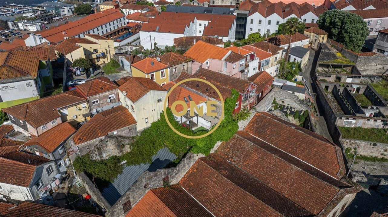 Moradia T1 para Venda em Santa Marinha e São Pedro da Afurada Foto 19