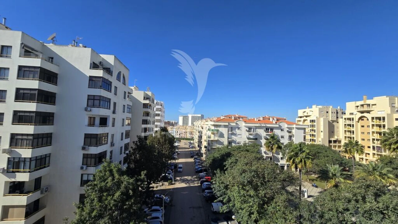 Apartamento T2 para Venda em Quarteira Foto 5