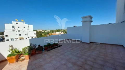 Apartamento T2 para Venda em Quarteira