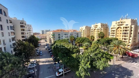Apartamento T2 para Venda em Quarteira