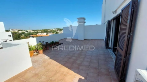 Apartamento T2 para Venda em Quarteira
