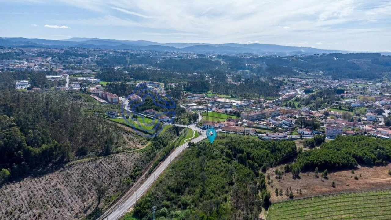 Terreno para Venda em Fornos Foto 15