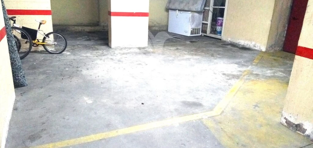 Garagem para Arrendamento em Vilar de Andorinho Foto 4